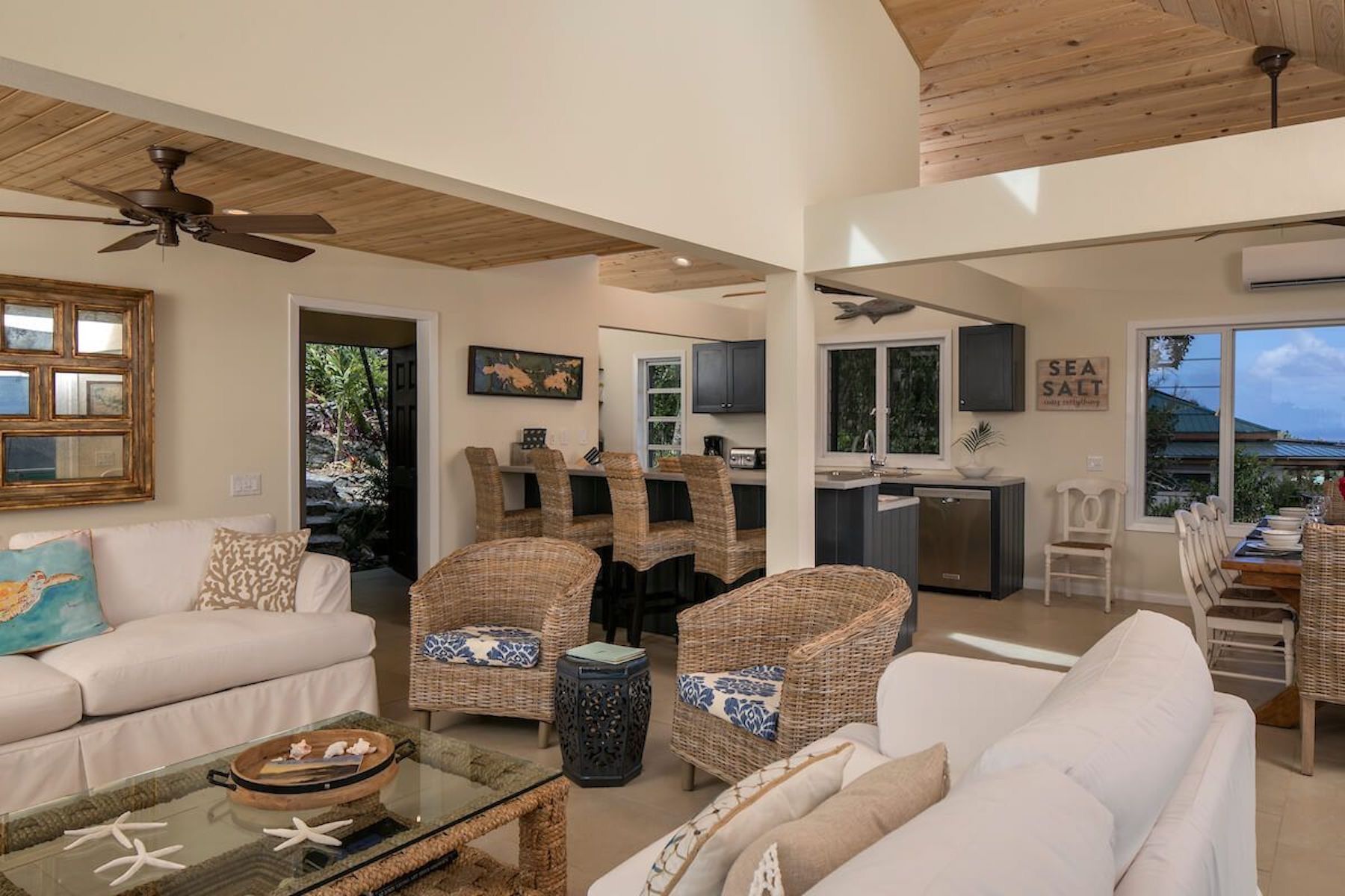Indigo Breeze villa photo.